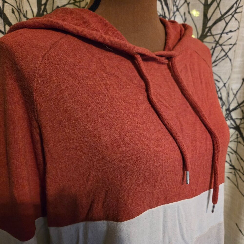 Market & Spruce "Candy Corn" hooded cotton top - Picture 2 of 6